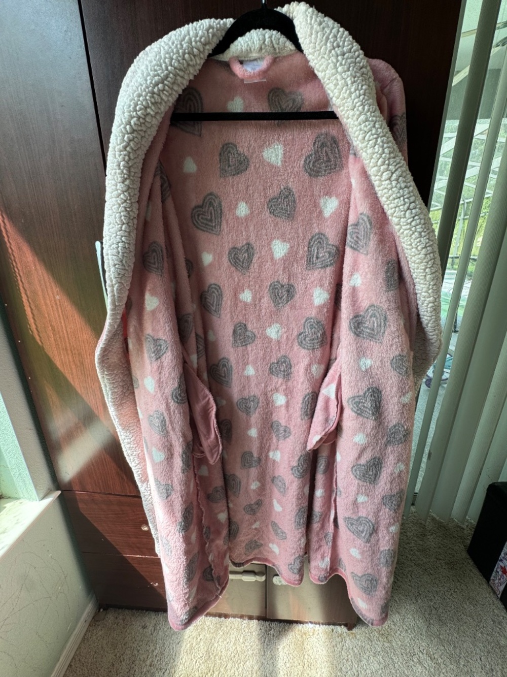 House robe - Picture 5 of 6
